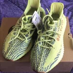 Adidas Yeezy Boost 350 V2 Semi Frozen Yellow